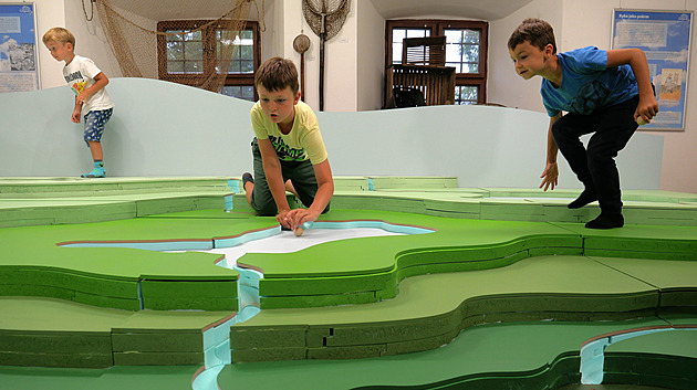 Rybníky jsou cennější poklad než drahé kovy, říká autor unikátní výstavy