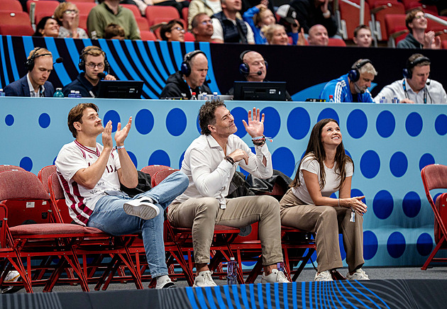 Jágr si zaletěl na Jokiče: Basket je fyzicky náročný! Nesmečuji, mám těžký zadek