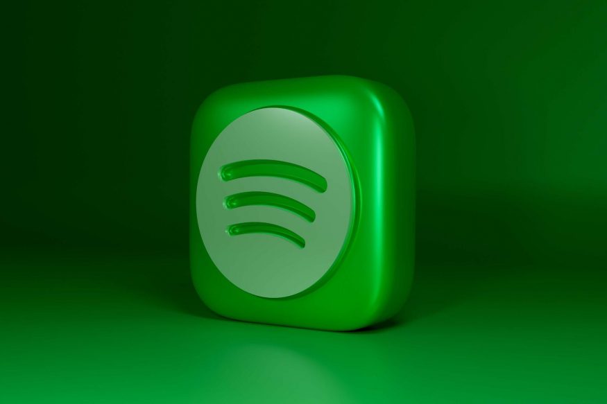Spotify se vrací k funkci, kterou před lety zrušilo. Umožní sdílet písničky s přáteli