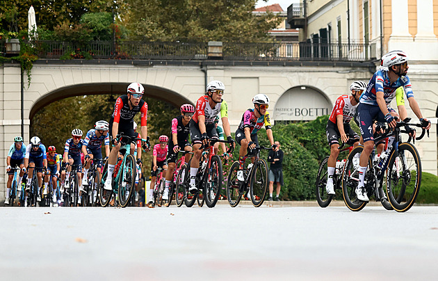 Vuelta ONLINE: Chvíle klidu, ryzí šance pro rychlíky. Peloton míří do vytížené Zaragozy