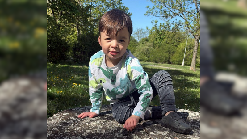 Pečuje o tři děti, nejmladší Páťa trpí těžkým handicapem. Adriana nyní doufá v nový domov