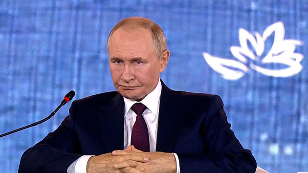 Putin chce Rusko vyvázat ze zákazu mučení, Dumě předložil návrh zákona