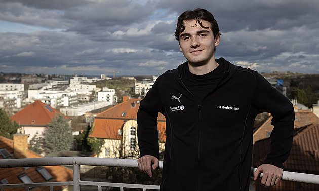 Výhoda Slavie? Drny a výmoly. V Bodö je hřiště jako plátno na biliár, říká Kubr