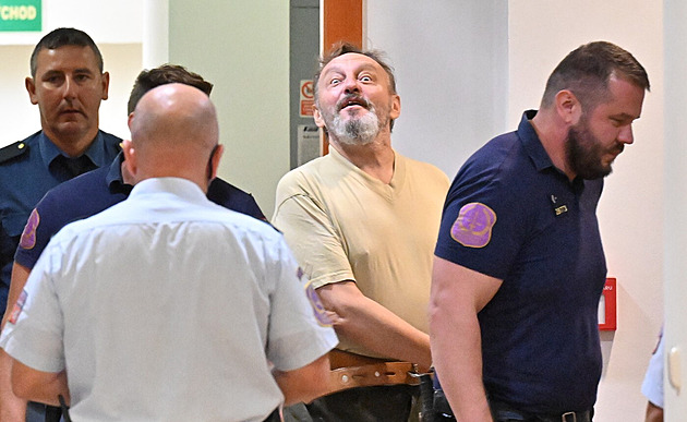 Zítko dostal tři roky vězení. Lhal o očkování proti koronaviru, vysvětlil soud