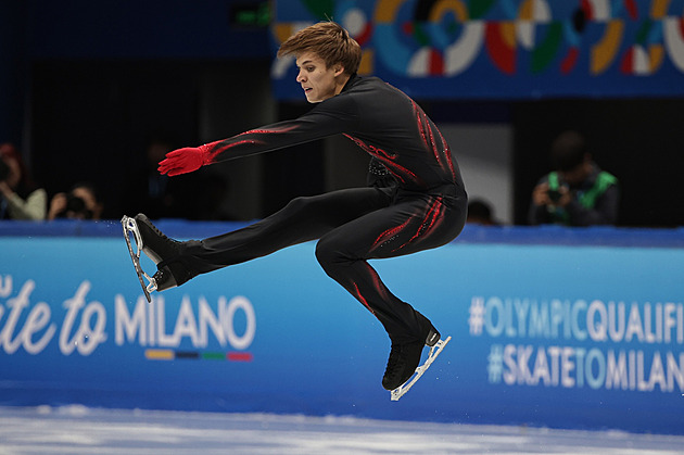 Krasobruslař Reshtenko stále drží šanci na ZOH, Valesiová s Bidařem nepostoupili