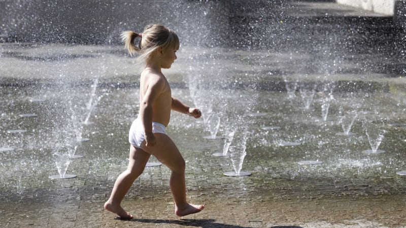 Česko zažilo další tropický den. Rekordy padaly na západě Čech, od pondělí se ale ochladí