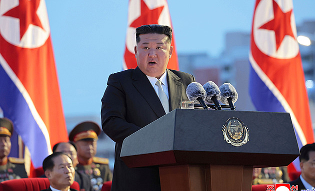 Nestojíme o sjednocení s Jihokorejci a jaderných zbraní se nevzdáme, řekl Kim