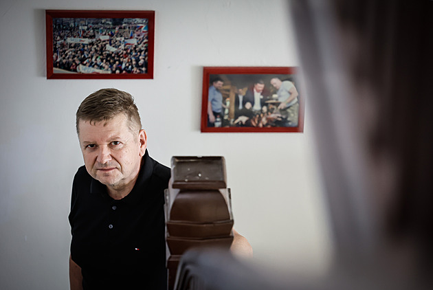 Ne ilegální migraci. Schengen je děravý jako cedník, říká lídr SPD Vích