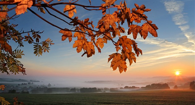 Rána budou chladná, přes den až 17 stupňů. V průběhu týdne přijde ochlazení