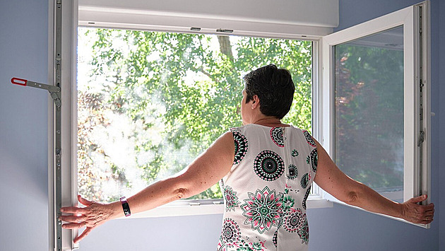 Znáte pravidlo pěti minut? Šokové větrání uchrání před plísněmi a ušetří