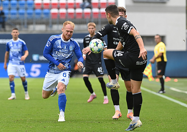 Olomouc - Jablonec 2:0, hosté přišli o neporazitelnost, krásně se trefil Mikulenka