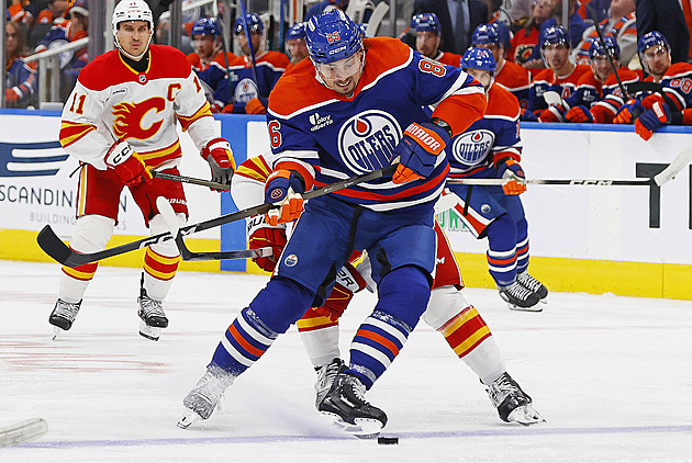 Taková drzost! Tomášek při debutu pomohl hvězdě k milníku, trenér měl jedinou výtku