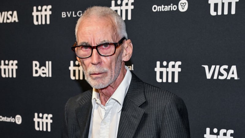 Zemřel světoznámý režisér Tamahori. Proslavila ho bondovka, točil i s Hopkinsem či Freemanem