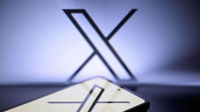 Síť X po pokutě 120 milionů euro „vrací“ úder a blokuje Evropské komisi reklamní účet