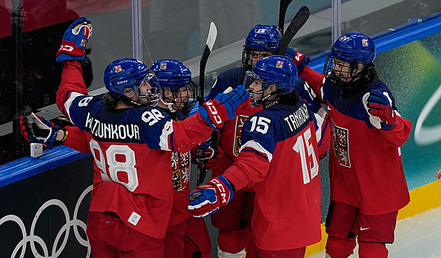 ONLINE: Česko - Švýcarsko 2:1. Utkání plné akcí, hokejistky vedou díky trefě Mlýnkové