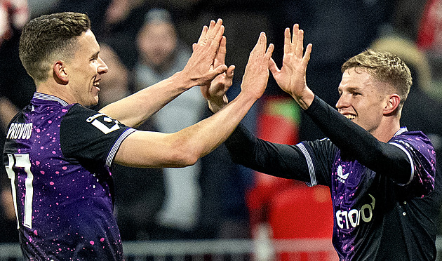 ONLINE: Karviná - Slavia 0:0, hosté bez Provoda i Zimy, od začátku hraje Suleiman