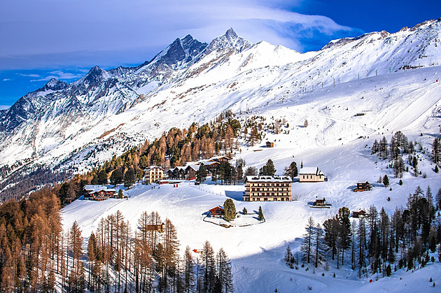Rakouští záchranáři pomáhali v Alpách českému běžkaři s panikařícími dcerami
