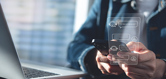 Mladíky nahradili chatboti. Číňanky dnes dávají přednost virtuálním partnerům