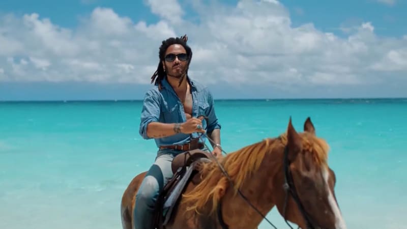 Ráj v azurovém moři: Kravitz či Depp vyměnili hotel za vlastní ostrov. Podívejte se, jak bydlí