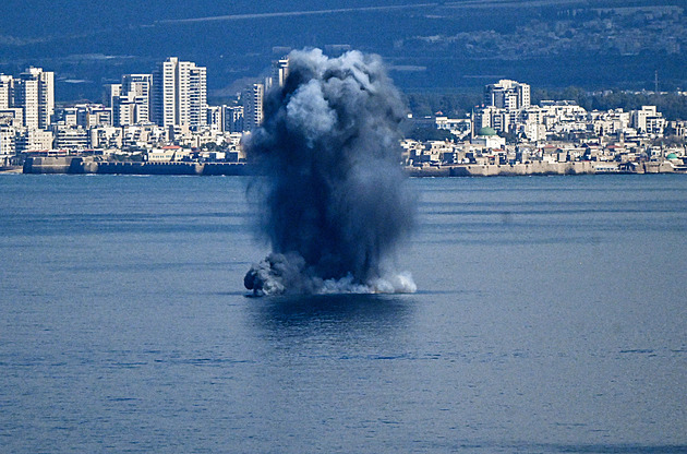 ONLINE: Izrael a USA zaútočily na Írán, ten poslal rakety na cíle v Kataru a Bahrajnu