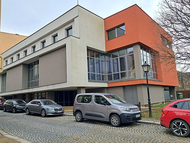 Čtvrtý pokus. Nový Jičín se opět snaží prodat přístavbu hotelu v centru města