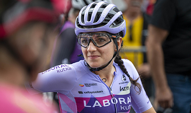 Cyklistka Silvestriová má po pádu v Milán-San Remo zlomená žebra a rameno