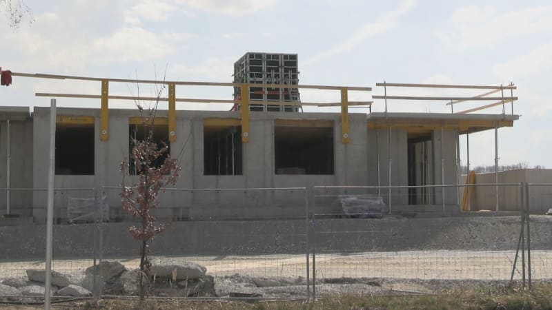 Čechům raketově zdražuje zateplování. Z trhu mizí polystyren, výrobcům chybí ropa