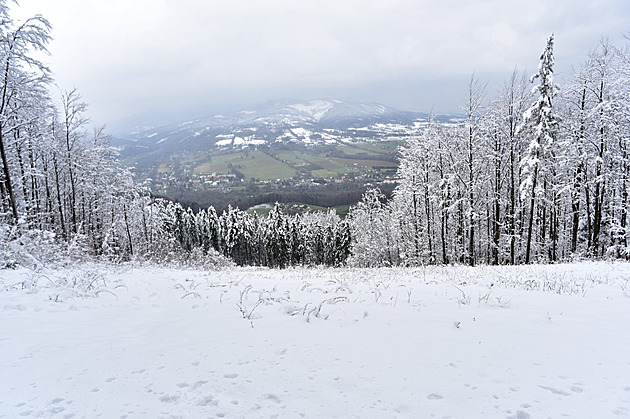 Přichází výrazné ochlazení, varují meteorologové. Po bouřkách v Česku začne sněžit