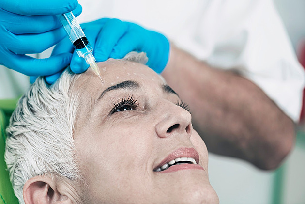 Když krém nestačí, nastoupí facelift. Získejte mladší pleť správným zákrokem