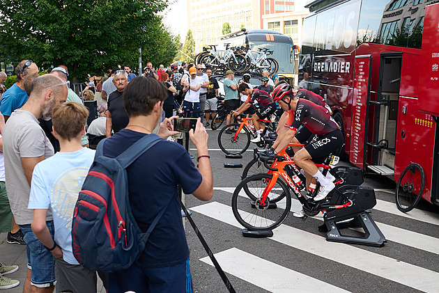 Po dvou letech jsou zpátky. Cyklisté stáje INEOS se znovu objeví na Czech Tour