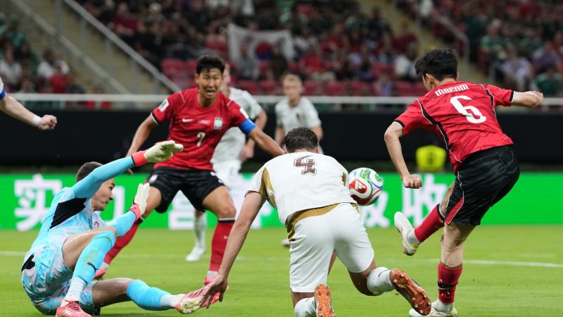 MS ve fotbale ON-LINE: Korejci otáčí zápas a jdou do vedení. Součkovi zkazil radost VAR