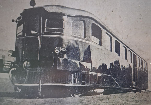 Baťův Modrý expres. Nejdokonalejší vlak v republice předběhl Slovenskou strelu