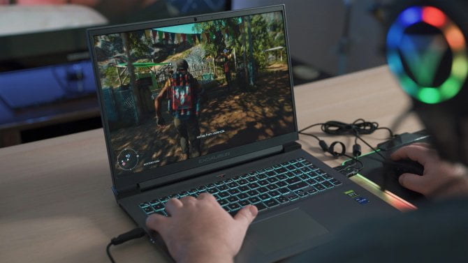 Připravte se na ještě dražší počítače a notebooky, tentokrát za ně může Microsoft