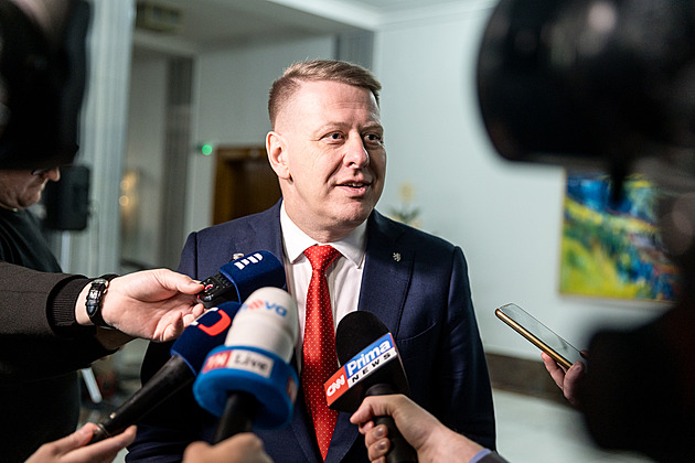 Potraviny za podnákupní ceny i války mezi řetězci. Výhodné pro všechny, míní Prouza